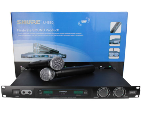 U880
